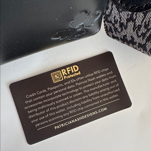 Patricia Nash Shelby Black Leather Phone Crossbody Bag With Guitar Strap - Picture 9 of 10